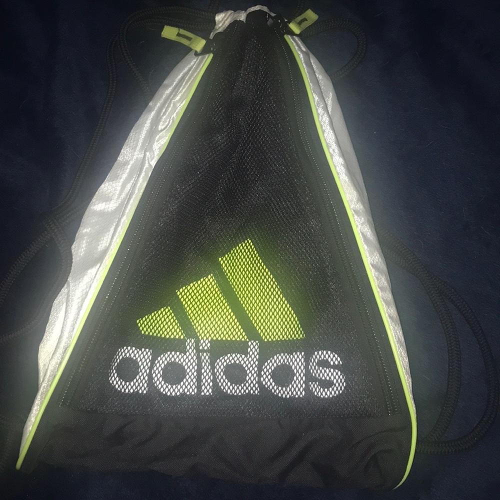 Adidas Drawstring bookbag green & black